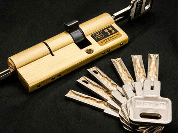 龙马潭24小时上门开锁公司