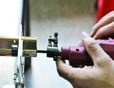 龙马潭24小时上门开锁公司